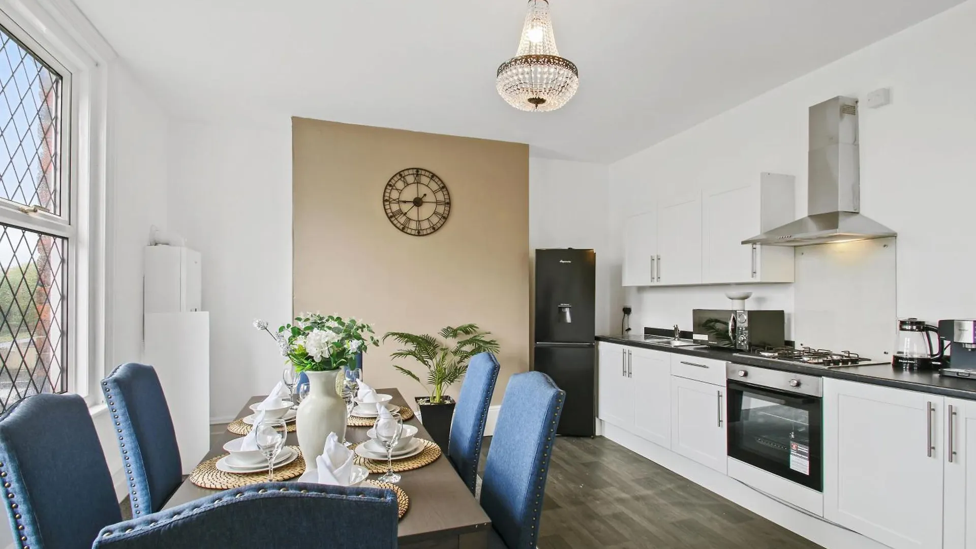 Home In Woodhouse, Leeds Leeds  Egyesült Királyság