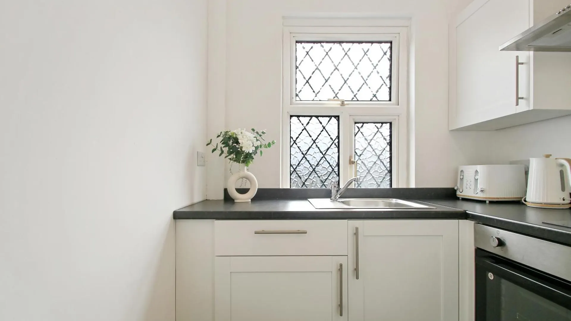 بيت للعطل ليدز Home In Woodhouse, Leeds